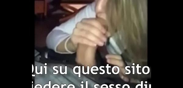  Ragazza italiana prostituta gemendo "Per favore, scopami lentamente"